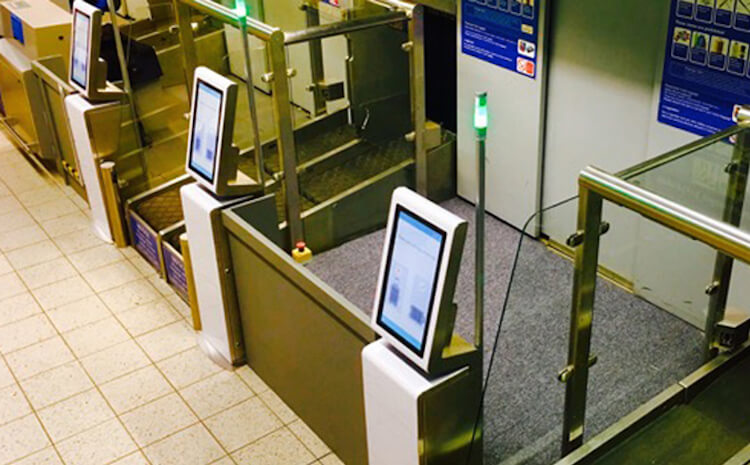 Touchless self-drop baggage system in Luton Airport